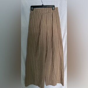 Sf/z/o Italian brand, Size 4, high waisted linen pants.